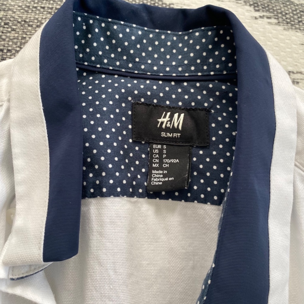 H&M button down - Picture 2 of 4